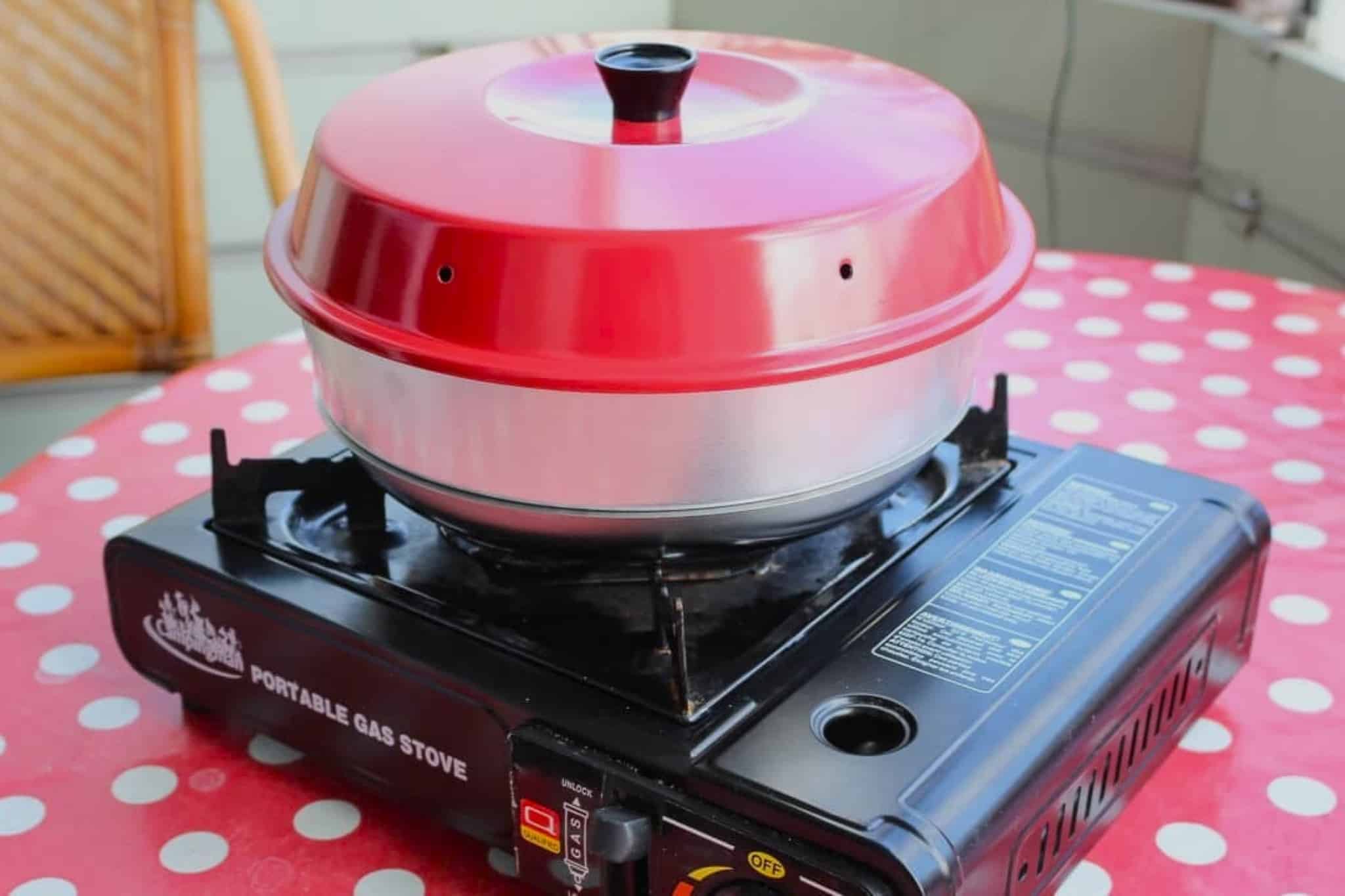 Esperienza con il forno Omnia: cucinare in modo veloce e delizioso in campeggio