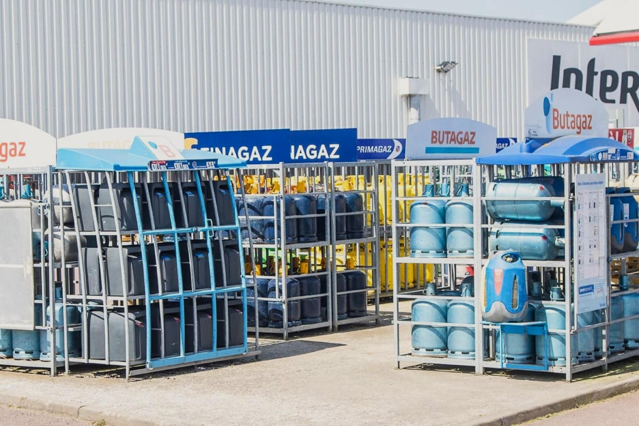 Bombole di gas in Francia – fornitori, opzioni di acquisto e di scambio, caratteristiche speciali
