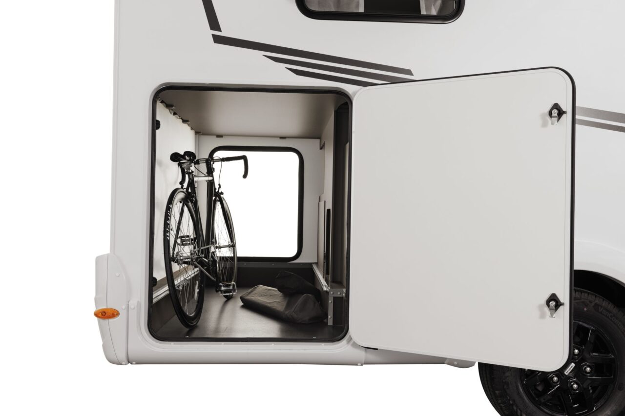 Le novità del Caravan Salon 2024: Etrusco V 6.8 SCF - camper semintegrale dalle dimensioni compatte 5 Etrusco V 6.8 SCF (2025)