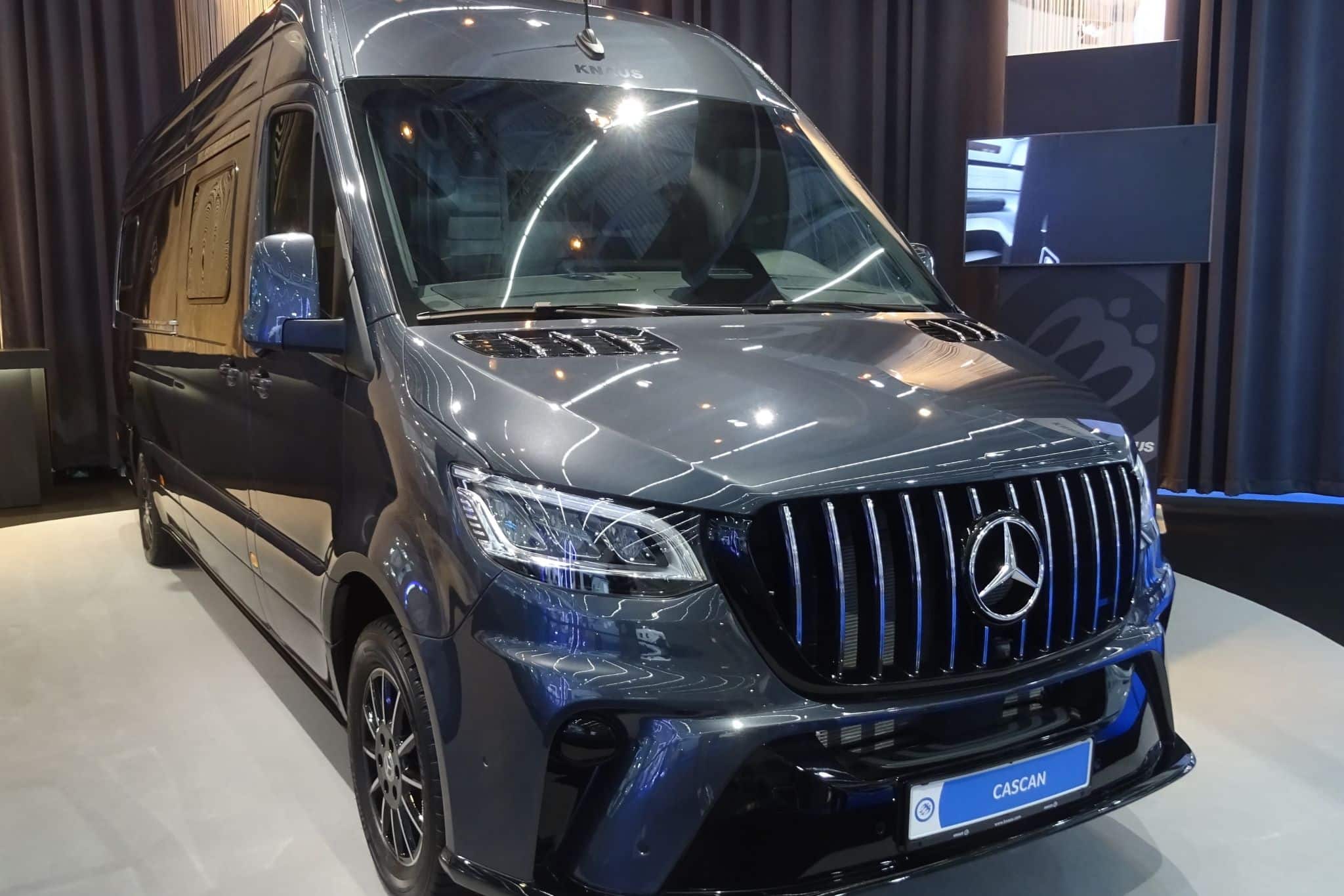 KNAUS CASCAN 690 LE: un concept studio di tendenza per il 2024 per i campeggiatori più esigenti