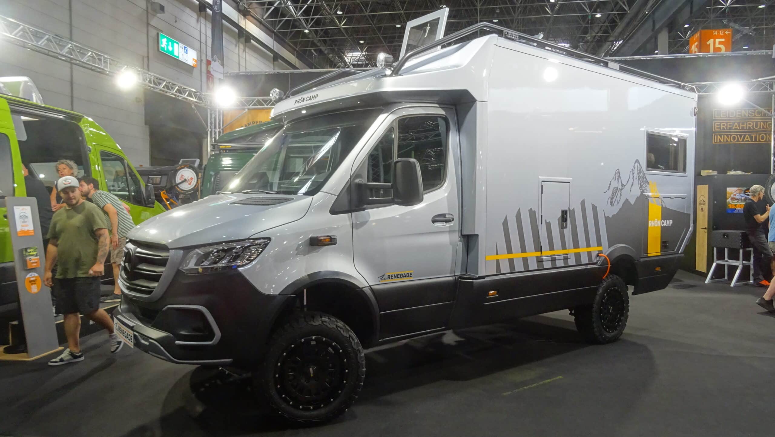 Innovations Caravan Salon 2024: Rhön Camp Renegade 4×4 – camper semi-integrato con equipaggiamento di lusso