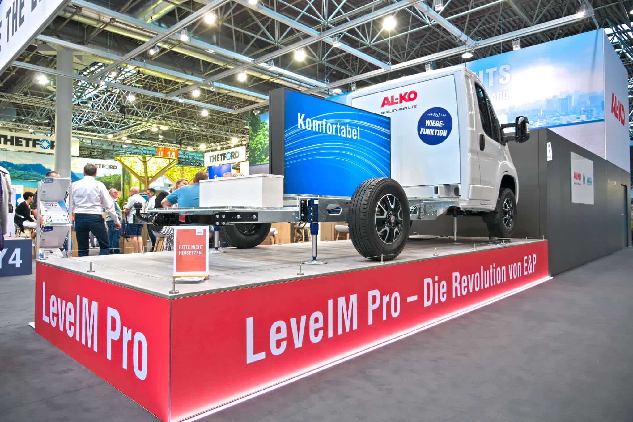 AL-KO LevelM Pro (2024) – Sistema idraulico flessibile e leggero per i camper