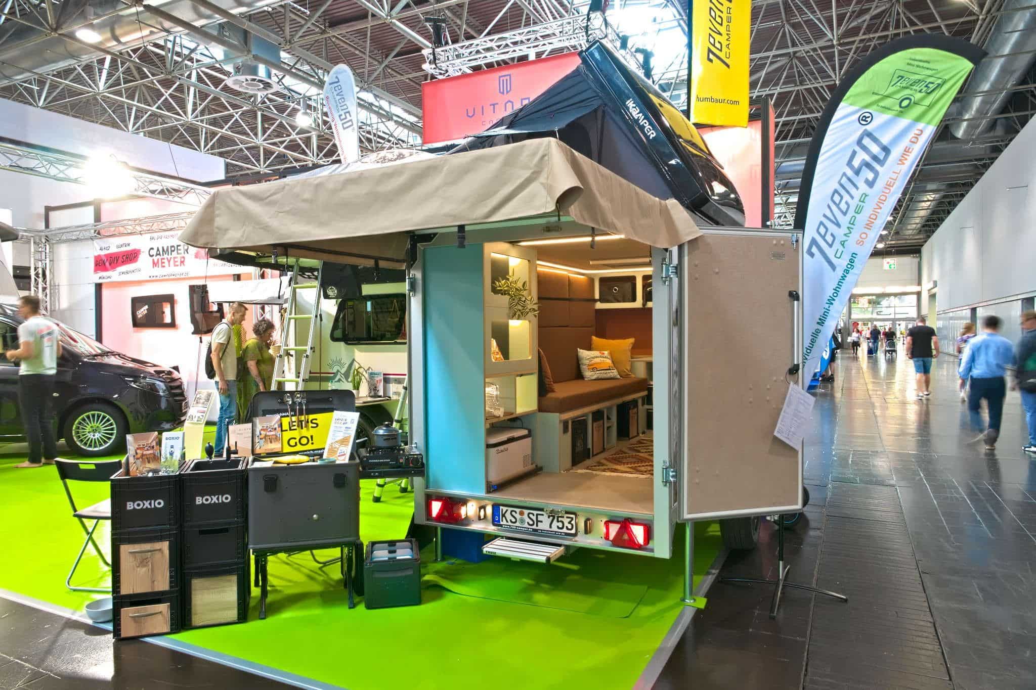 7even50 Mini-Travel (2025) – Mini caravan con tenda sul tetto e fino a 5 posti letto