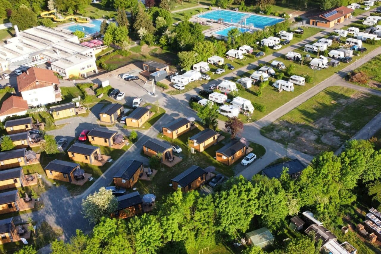 Offerte di campeggio: 30 campeggi top in Germania e nei Paesi Bassi a meno di 30 euro! 7 Campingpark Nabburg Luftaufnahme